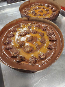 Keto Gluten-Free Turtle Pecan Cheesecake